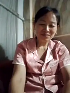 Snapshot of Kiss_love2 chatting on July 8, 2026, 1:34 pm Kiss love2 online show from July 8, 2026, 1:34 pm