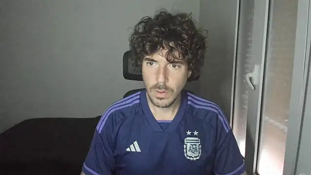 Snapshot of joaquin420_hot chatting on March 8, 2026, 7:44 am joaquin420 hot online show from March 8, 2026, 7:44 am