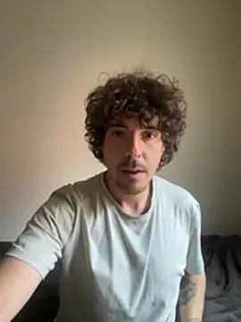 Snapshot of joaquin420_hot chatting on March 21, 2026, 8:30 am joaquin420 hot online show from March 21, 2026, 8:30 am