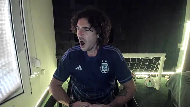 joaquin420 hot online show from June 15, 2026, 6:57 am