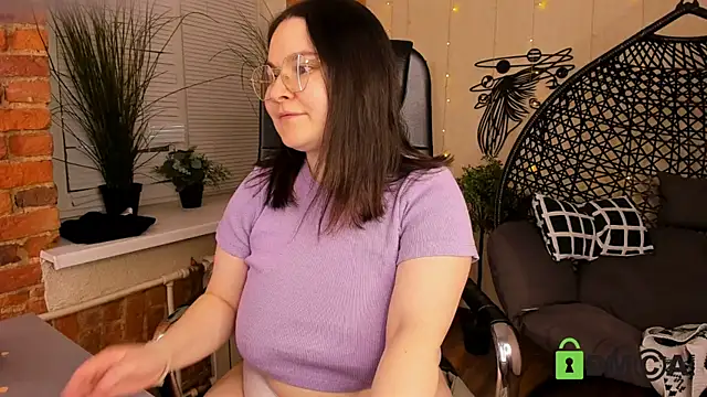 Mila melodyy online show from February 14, 2026, 3:34 pm