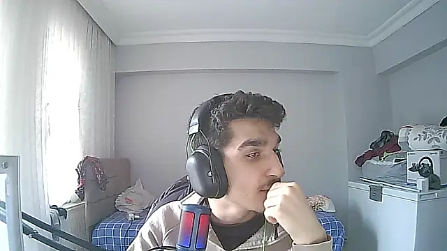 enesbabakral online show from February 9, 2026, 12:03 pm