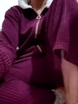 Suman0902 online show from February 11, 2026, 12:05 pm