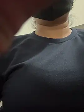 hotdoll4u123 online show from February 9, 2026, 5:00 pm