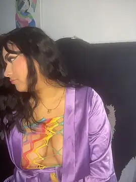 Snapshot of Kitty_Tits chatting on March 27, 2026, 9:27 pm Kitty Tits online show from March 27, 2026, 9:27 pm