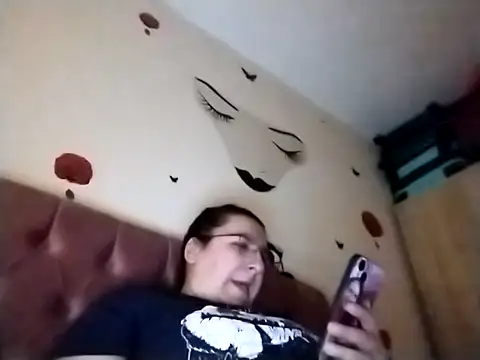 Snapshot of dana92vat chatting on February 24, 2026, 3:35 pm dana92vat online show from February 24, 2026, 3:35 pm