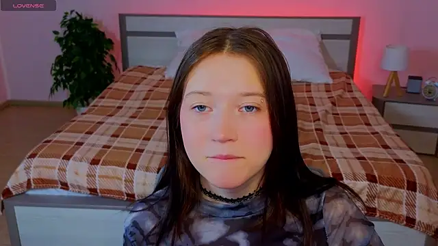 MmollyMay online show from March 23, 2026, 10:04 am