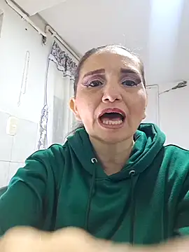 Alexamontiel  online show from February 20, 2026, 2:52 pm