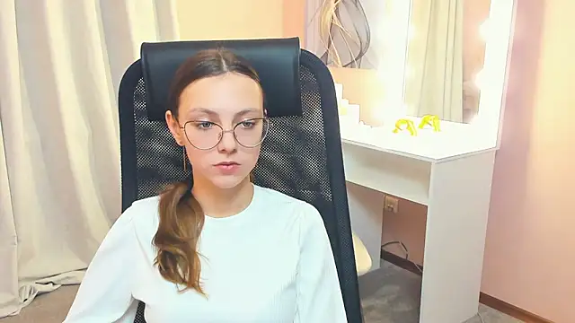 EvonHowell online show from February 12, 2026, 1:44 pm