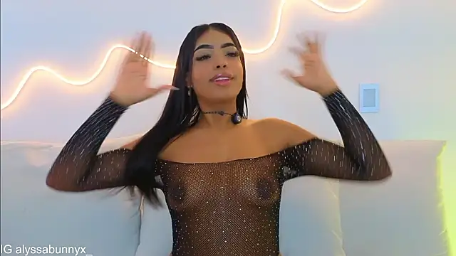 Alyssa bunnyx online show from March 26, 2026, 2:37 pm