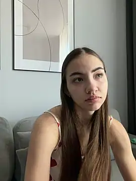Snapshot of _Patricia_P chatting on May 3, 2026, 5:01 am Patricia P online show from May 3, 2026, 5:01 am