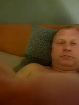 Demik71 online show from March 1, 2026, 9:48 pm