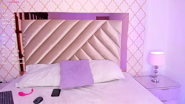 Snapshot of SamanthaGrace1 chatting on March 11, 2026, 8:58 pm SamanthaGrace1 online show from March 11, 2026, 8:58 pm