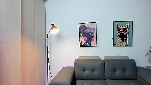 koral-bliss online show from February 11, 2026, 12:49 pm