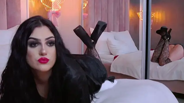 RavenNyyx online show from February 10, 2026, 7:13 pm