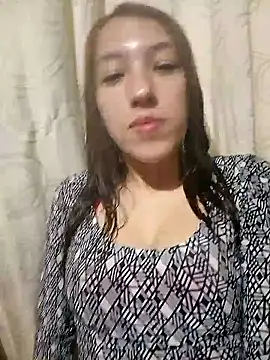 sasha gracee  online show from March 26, 2026, 12:42 am