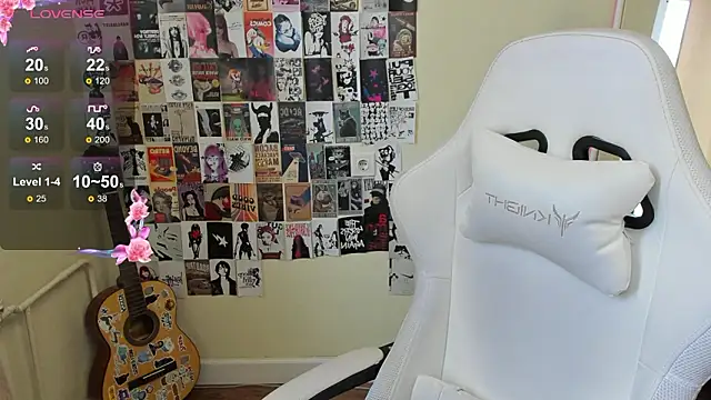 Snapshot of NikolFlostt chatting on March 28, 2026, 1:06 am NikolFlostt online show from March 28, 2026, 1:06 am