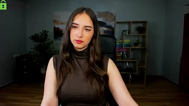 Effy Royse online show from May 6, 2026, 5:33 am