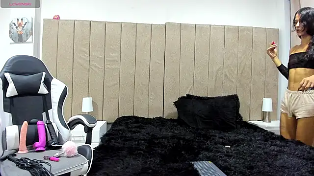 Snapshot of valery_slim18 chatting on March 4, 2026, 11:45 pm valery slim18 online show from March 4, 2026, 11:45 pm