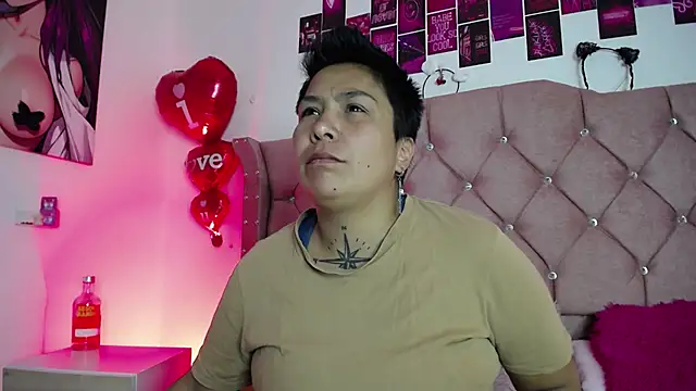 Snapshot of nat_evans8 chatting on July 8, 2026, 12:03 am nat evans8 online show from July 8, 2026, 12:03 am
