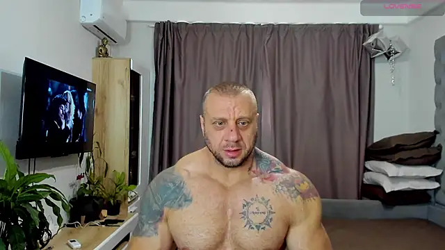 Snapshot of Samson_Legend chatting on July 29, 2026, 9:19 am Samson Legend online show from July 29, 2026, 9:19 am