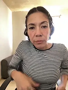 JeanneDuval8888 online show from March 12, 2026, 12:16 am