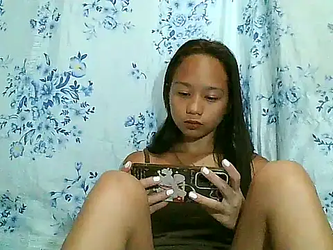 Asianpinay Skinny1818 online show from April 8, 2026, 11:55 am