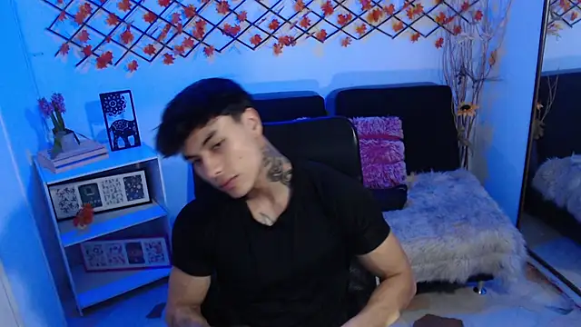 IanWest  online show from April 29, 2026, 12:09 pm