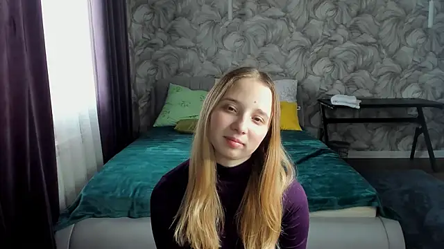 Esme Brady online show from February 15, 2026, 7:51 am