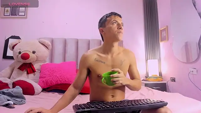 Dylan and Kim online show from March 6, 2026, 12:11 pm