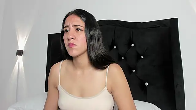 Snapshot of gisell_antonella chatting on February 12, 2026, 12:49 pm gisell antonella online show from February 12, 2026, 12:49 pm