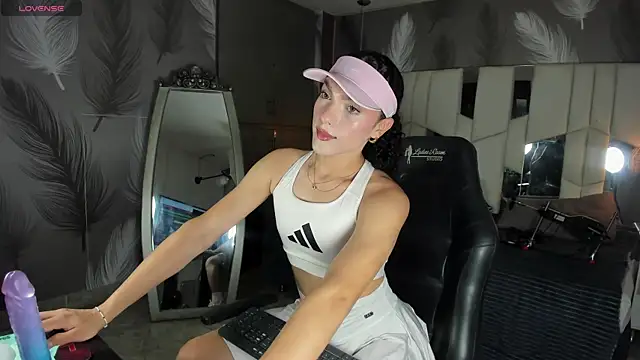 Veronica hottie online show from May 31, 2026, 10:43 pm