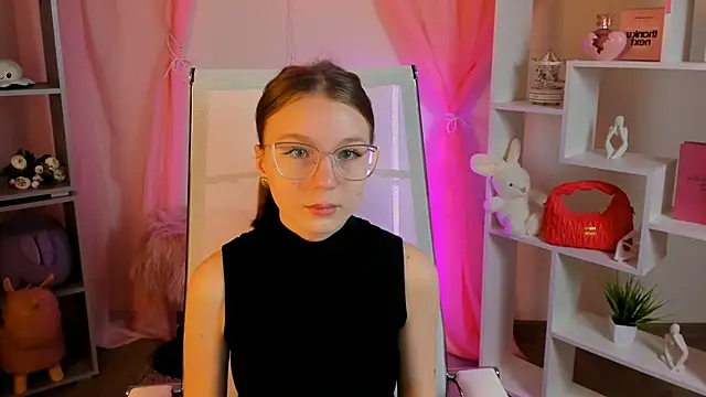 ElliFrankenweenie online show from February 22, 2026, 9:22 am