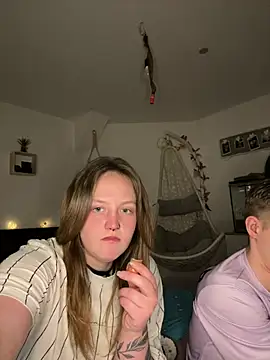 Maryjane-Spidermann online show from February 27, 2026, 7:35 pm