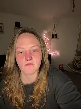 Maryjane-Spidermann online show from March 30, 2026, 6:53 pm