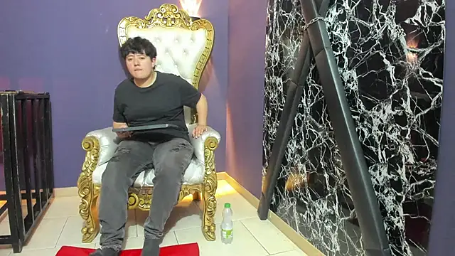 Snapshot of Gaia_n_Nix chatting on March 4, 2026, 8:27 pm Gaia n Nix online show from March 4, 2026, 8:27 pm