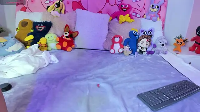 Snapshot of emma_wilder_ chatting on March 7, 2026, 7:41 pm emma wilder online show from March 7, 2026, 7:41 pm