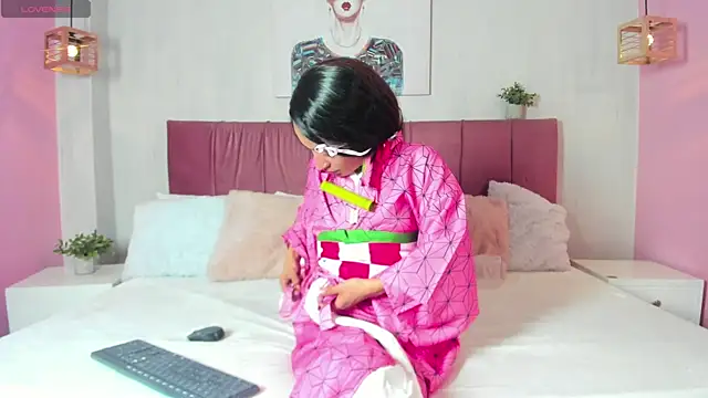 Snapshot of emma_wilder_ chatting on February 19, 2026, 7:44 pm emma wilder online show from February 19, 2026, 7:44 pm