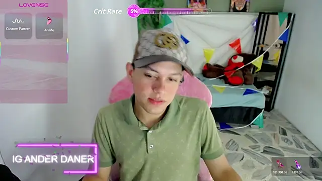 Top and bottom online show from June 10, 2026, 4:46 am
