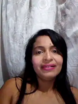 Lia Phone online show from March 6, 2026, 5:02 am