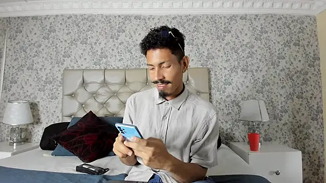 NoaahTylor online show from March 27, 2026, 7:26 pm