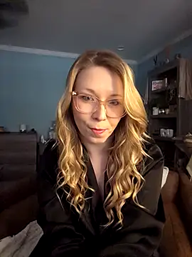 NikkiB653466 online show from February 11, 2026, 7:36 pm