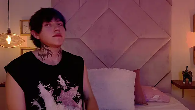 Sateh and Hikary online show from March 13, 2026, 10:04 pm