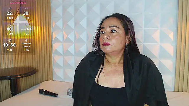 ALANA HADI online show from February 11, 2026, 1:11 pm