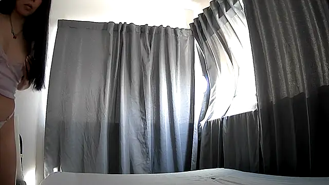 violetazein7 online show from March 25, 2026, 7:02 pm