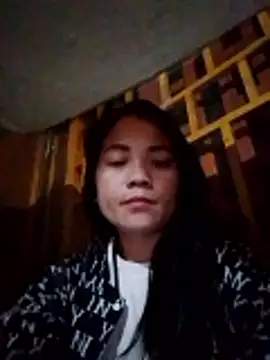 Snapshot of molly-xx chatting on March 9, 2026, 7:17 pm molly-xx online show from March 9, 2026, 7:17 pm