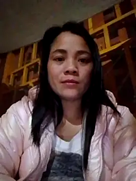 Snapshot of molly-xx chatting on March 11, 2026, 10:48 pm molly-xx online show from March 11, 2026, 10:48 pm