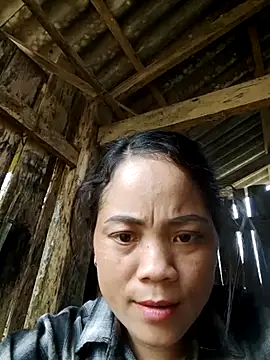 Snapshot of molly-xx chatting on March 24, 2026, 4:12 am molly-xx online show from March 24, 2026, 4:12 am