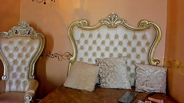 Kim Tessa online show from February 13, 2026, 7:14 pm