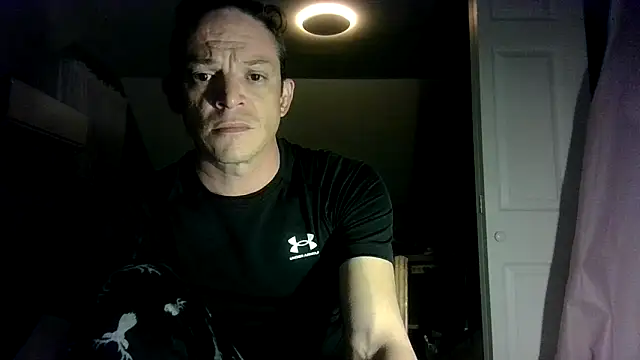 ShadowLove85 online show from April 4, 2026, 2:07 am